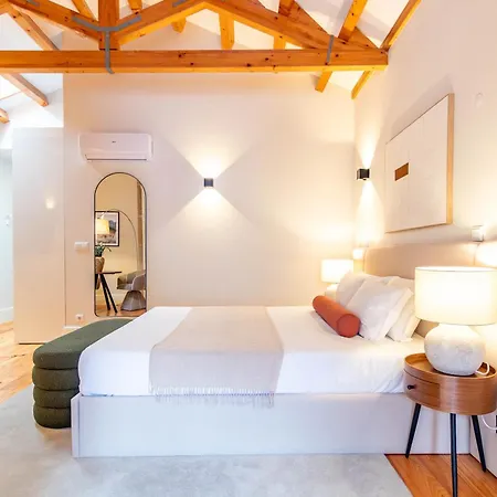 Flores Boutique By Lovelystay